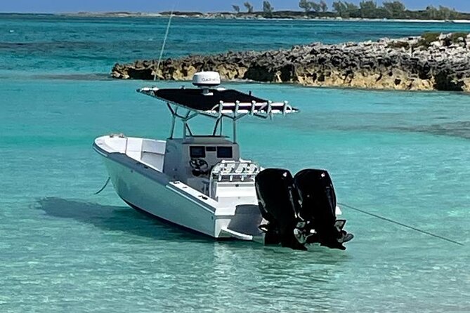 Private Beach Day / 50ft Sun Seeker or 33ft Boat / 1-10 Guests - Paddleboards, floats, music, and room to slow down
