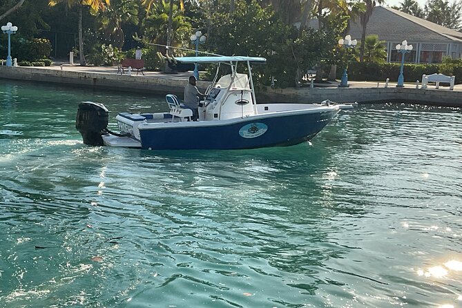 Private Boat Tours & Fishing Charters in Nassau, Bahamas - The crew makes the difference