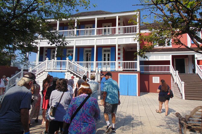 Private Guided Island Tour in Nassau Bahamas -Free Wifi & Drinks - Is $410 a fair price?