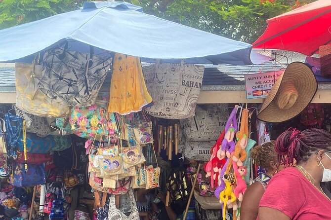 Private Guided Tour Around Nassau, The Bahamas - Rawson Square: a short start with useful context