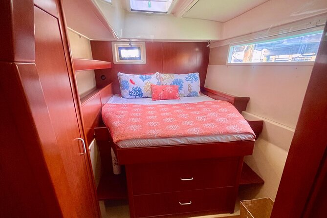 Private Luxury Catamaran Charter in Nassau - Green Turtle Cay and the two-hour island option