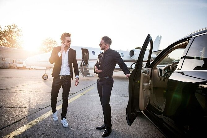 Private One-way Transfer Lynden Pindling Airport To Nassau - The ride to your Nassau accommodation