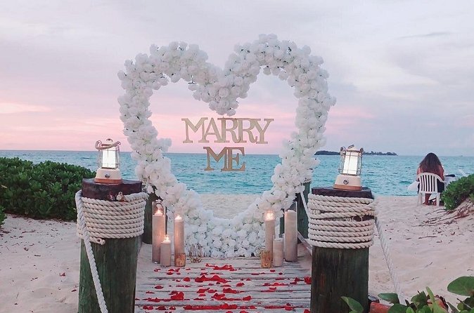 Private Romantic Beach Proposal in Nassau Bahamas - Who will enjoy this proposal most?