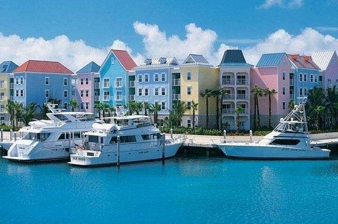 Private Roundtrip Minivan Airport Transfer to Paradise Island - Child seats, grocery stops, and other extras