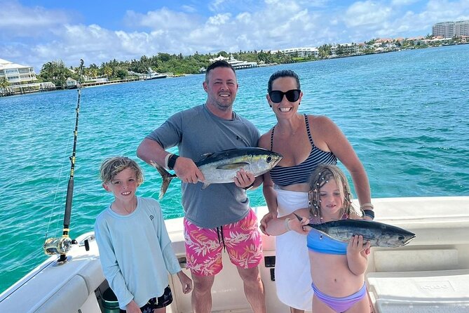Private Snorkeling or Fishing Charter in Nassau - 38ft Free Time - Choosing between four hours and eight
