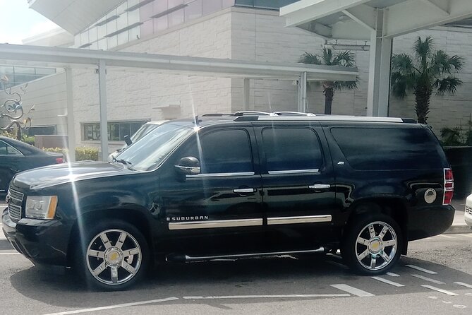 Private SUV One-Way Airport Ride with 30min (Grocery&Liquor stop) - What the private SUV changes