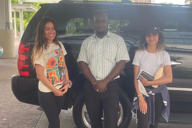 Private SUV One way Airport Transfer/Grocery & Liquor stop included - Who should book this Nassau airport transfer?