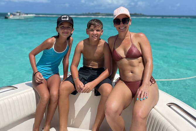 Rose Island Adventure: Turtle, Swim and Snorkel - Returning to Nassau by speedboat