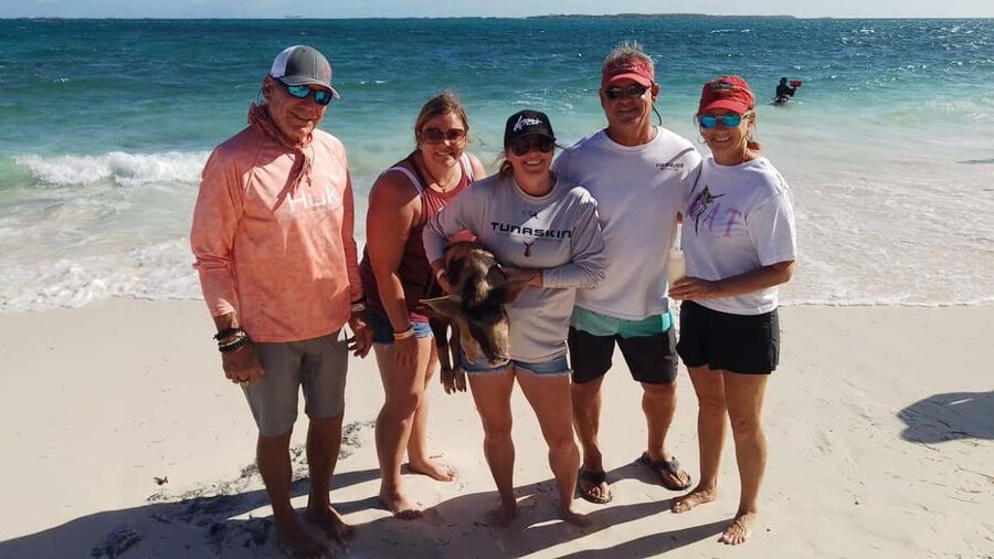 Rose Island: Pig Beach, Snorkeling, Sea Turtles, Beach - Gilligan’s Island and the Rose Island coast