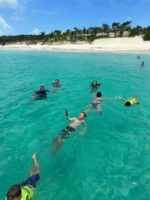 Rose Island: Private Yacht Party Charter - Key points before you book