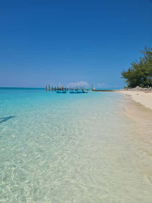 Rose Island: Snorkeling, Beach Day With Unlimited Rum Punch - Rose Island beach time