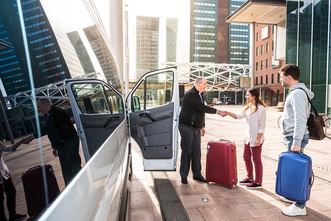 Round-Trip Airport Transfer Viva Club Fortuna Freeport - The return from Viva Wyndham Fortuna Beach