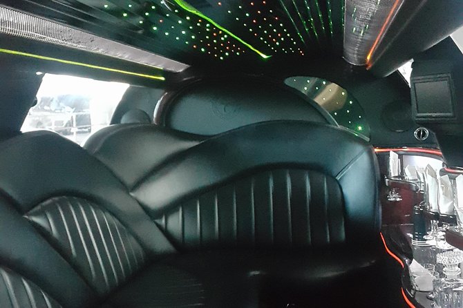 Round Trip Nassau Airport ARRIVAL (NASSAU LIMOUSINE) - Key Points at a Glance