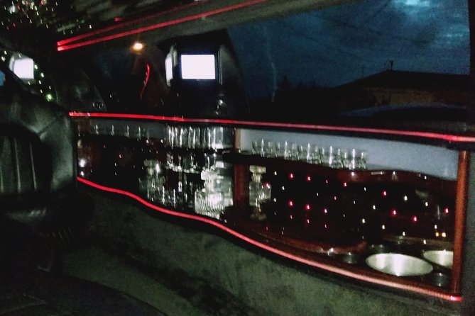 Round Trip Nassau Airport ARRIVAL (NASSAU LIMOUSINE) - The Return to Nassau International Airport