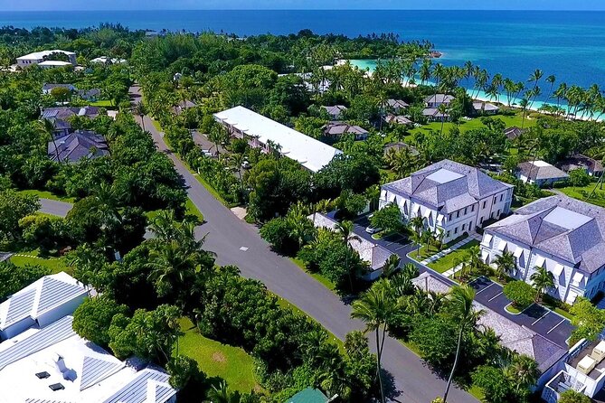 Round Trip Private Airport To Hotel Transfer in Nassau - The people who shape the experience