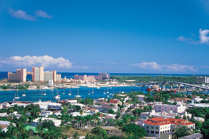 Round Trip Private Airport To Hotel Transfer in Nassau - The airport-to-hotel ride, from curbside welcome to hotel door