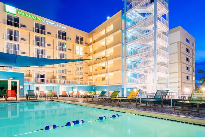 Roundtrip (LPIA) to Magaritaville, Marriott, Holiday Inn, Hilton - Key points at a glance