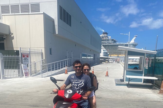 Scooter Rental Nassau - Riding two people on one 150cc scooter