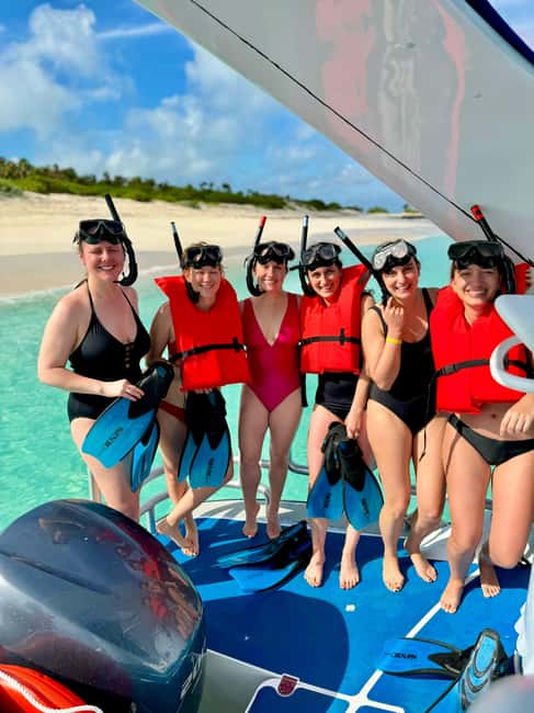 Sea-nic, Sip N’ Snorkel on a Semi-Submersive Seacraft - Drinks, snacks, and the $150 price