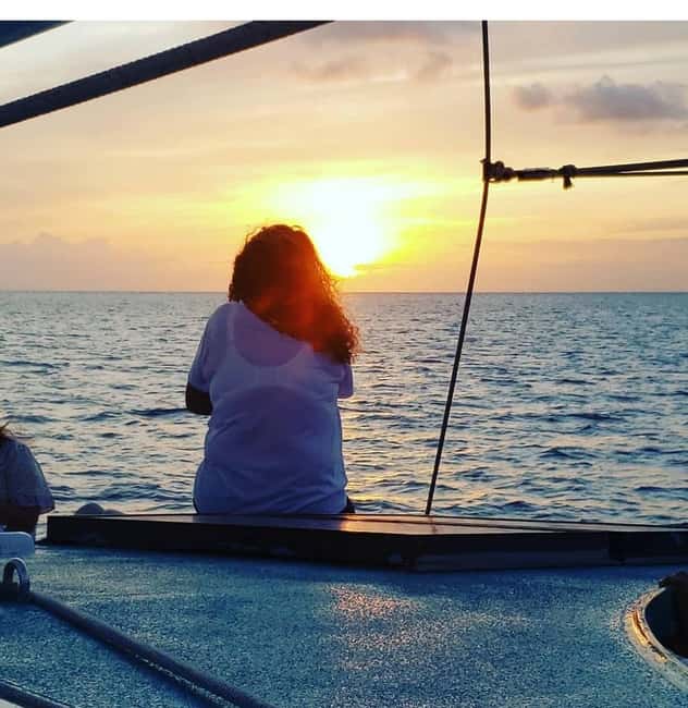 Sunset Cruise In Paradise - The sunset hour around Atlantis and the harbor