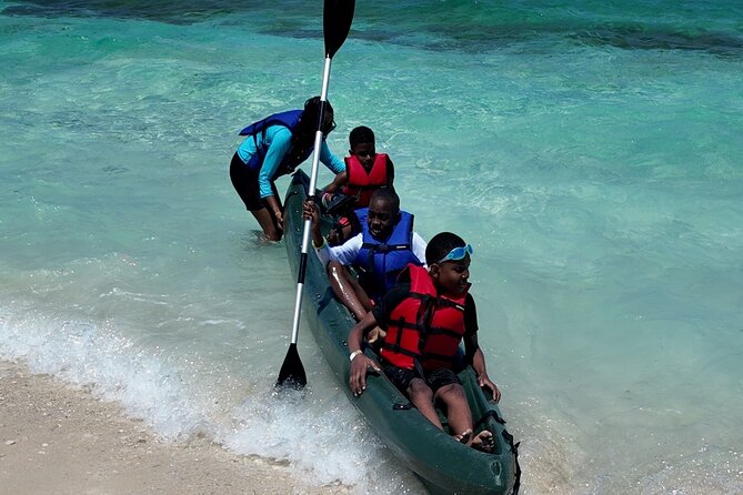 Swimming Pigs, Snorkeling and Beach Tour in Nassau Bahamas - The ride back with rum punch and snacks