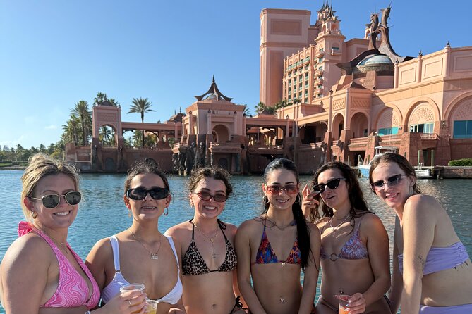 Swimming Pigs, Turtles & Reef Snorkel in Nassau-Champion Tours - Family fit, comfort and safety