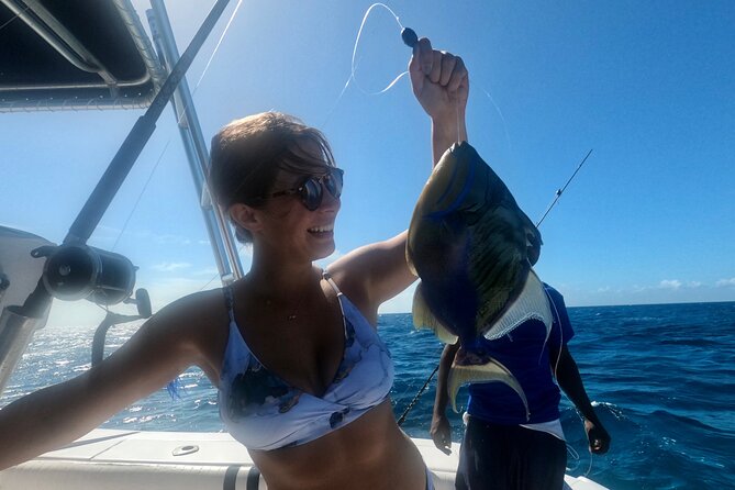 Ultimate SeaXscape Pigs/Turtles/Snorkel/Lunch/Drinks/PU/DO - Why the crew shapes the experience