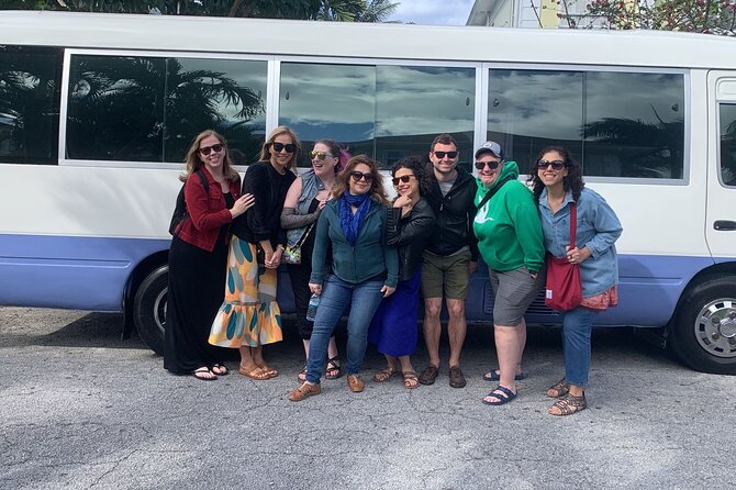 Unveiling Nassau's Past Tour - Key points at a glance